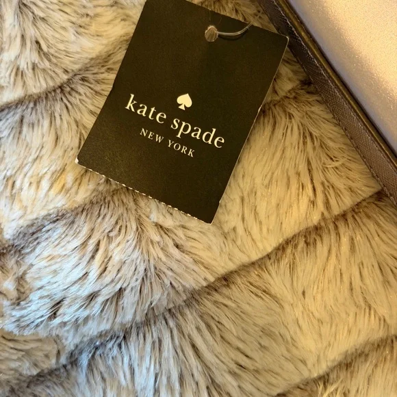 Kate Spade New York Kenzie Lilly Pochette, NWT - Picture 9 of 10